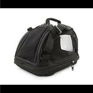 Sherpa comfort + pet carrier